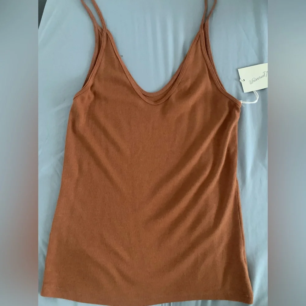 NEW Universal Thread Tank Top - Picture 1 of 2